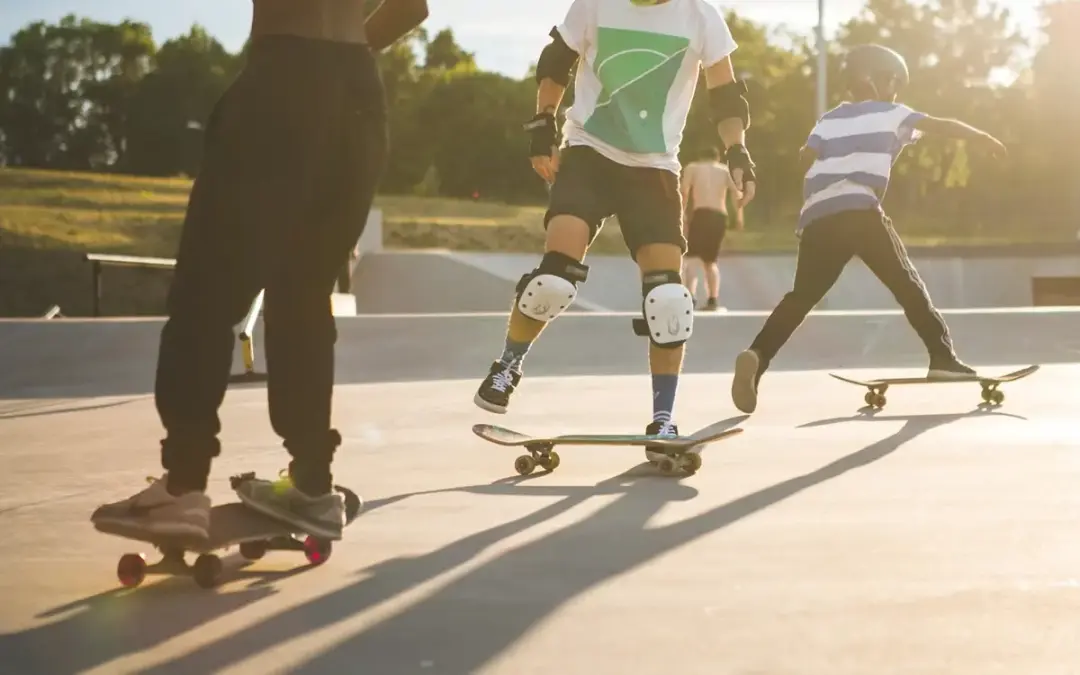 Häng med till skateparken
