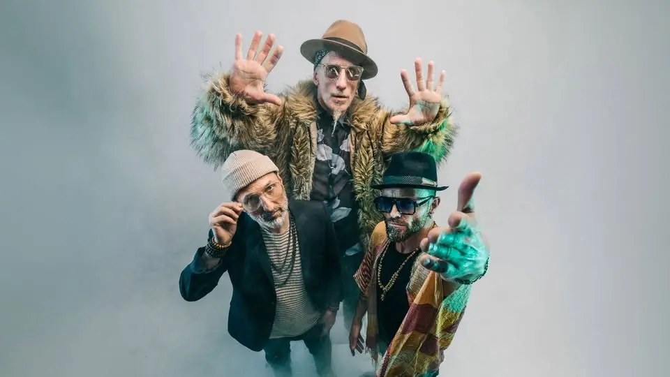The Next Movement (CH) | Karma Dojo Tour | Victoriateatern