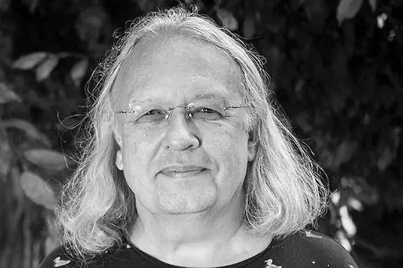 Autobus do Sudet a Šénau: Petr Linhart (křest alba)