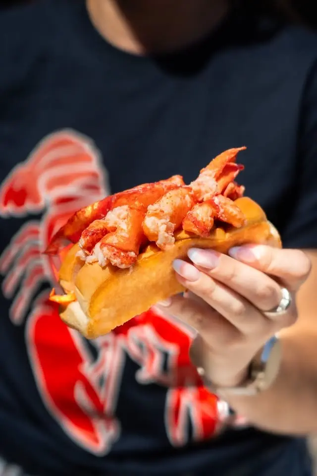 Cousins Maine Lobster at Lowe's - Exeter (Reading)