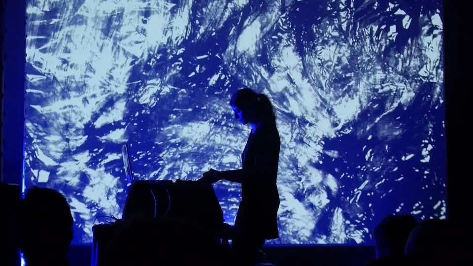 Live Visuals workshop with Claire Fristot at Notam 