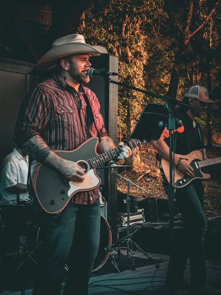 Live at Cherokee Brewing (SOLO)