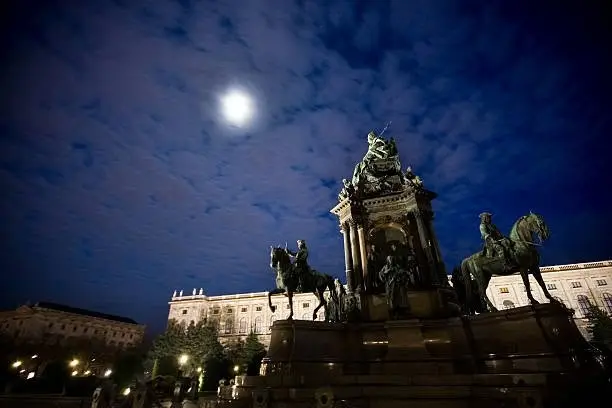 Wiener Geheimnisse bei Vollmond - nächtliche Führung durch die Wiener Innenstadt