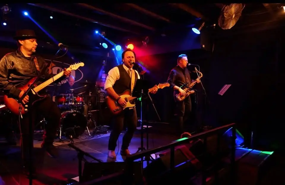 BRUCE ADAMS (BRUCE SPRINGSTEEN & BRYAN ADAMS TRIBUTE BAND) + BON JOVI Tribute