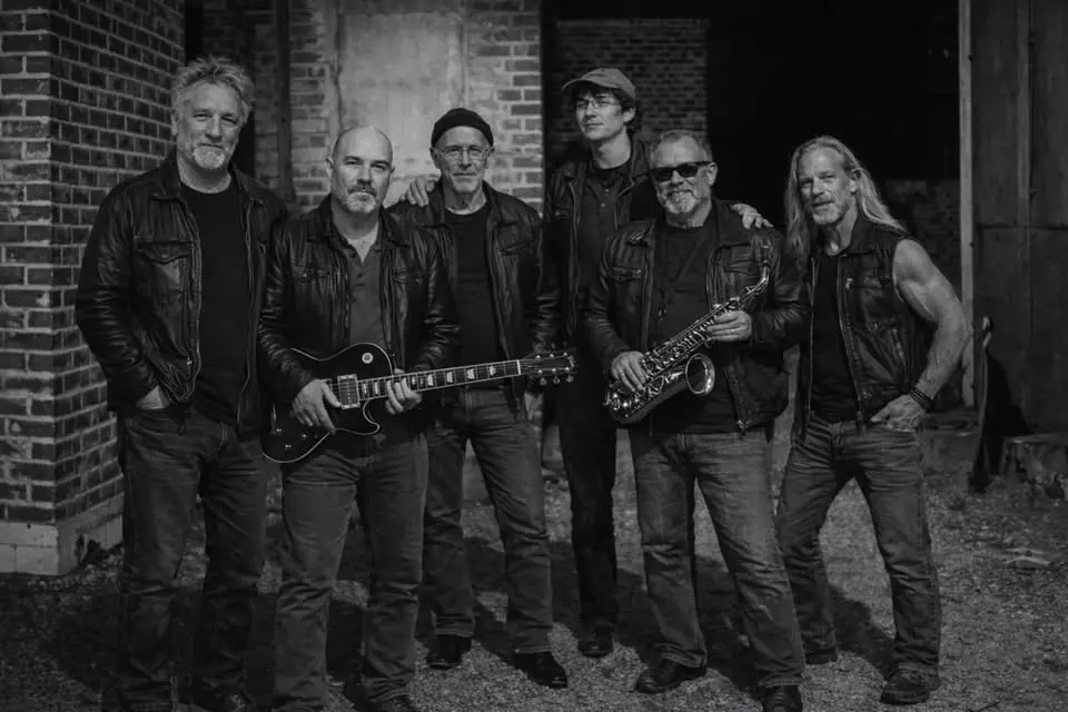 The Exit 102 Band plays the Woodbridge Summer Concert Series 