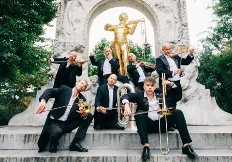 Mnozil Brass - Strau$$