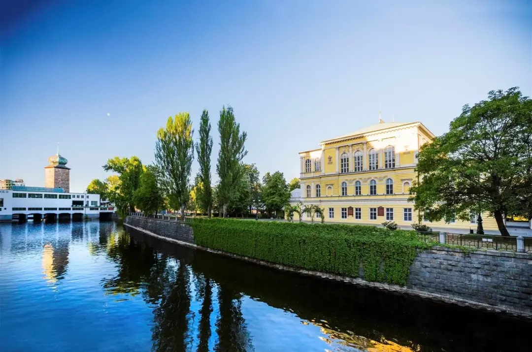 Oázy na Vltavě – Slovanský ostrov