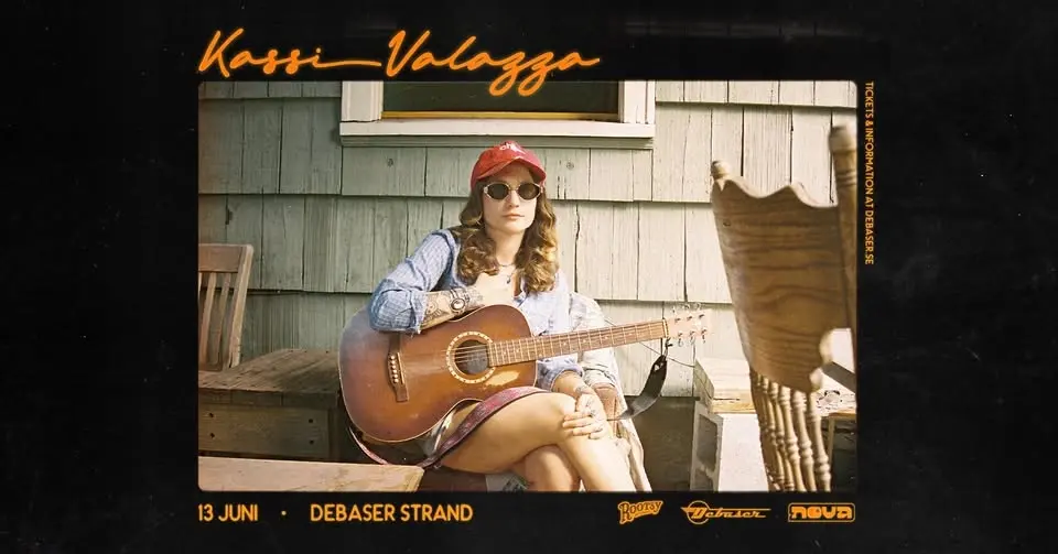 Kassi Valazza | Debaser Strand