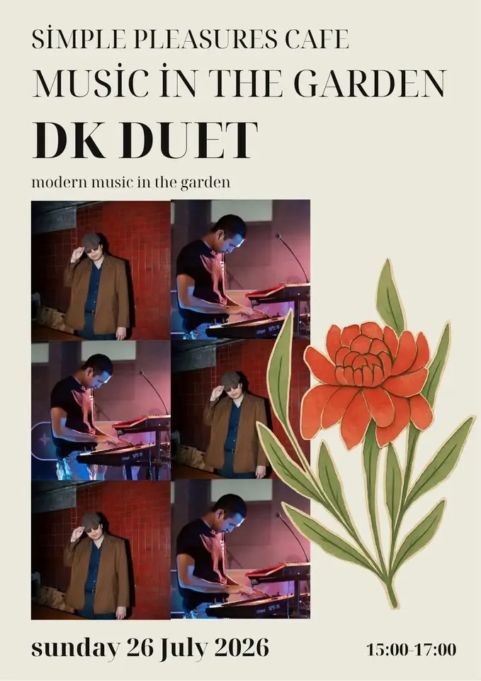 Music in the garden with DK Duet