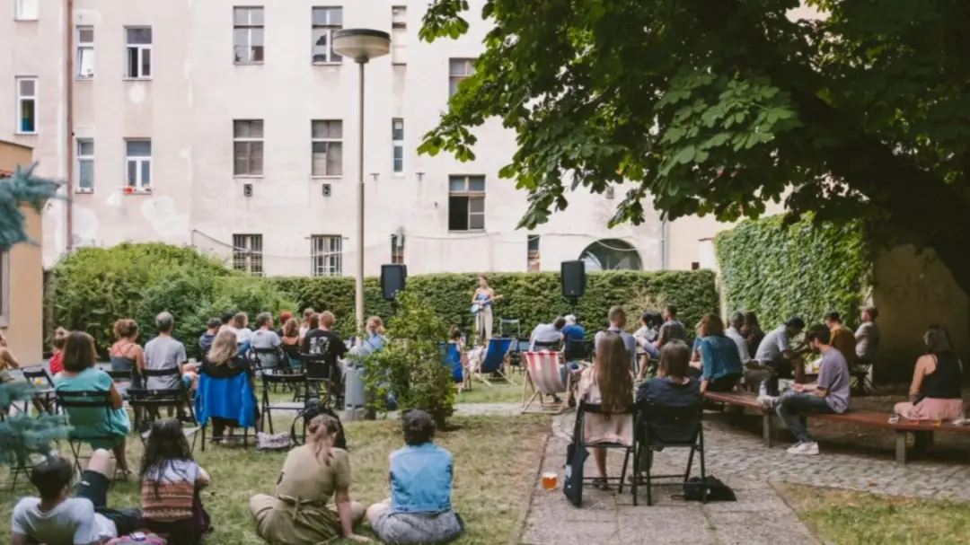 Žižkov Garden Party ☀️🌳 Live Music, Roof Concert & Chill! 🎶
