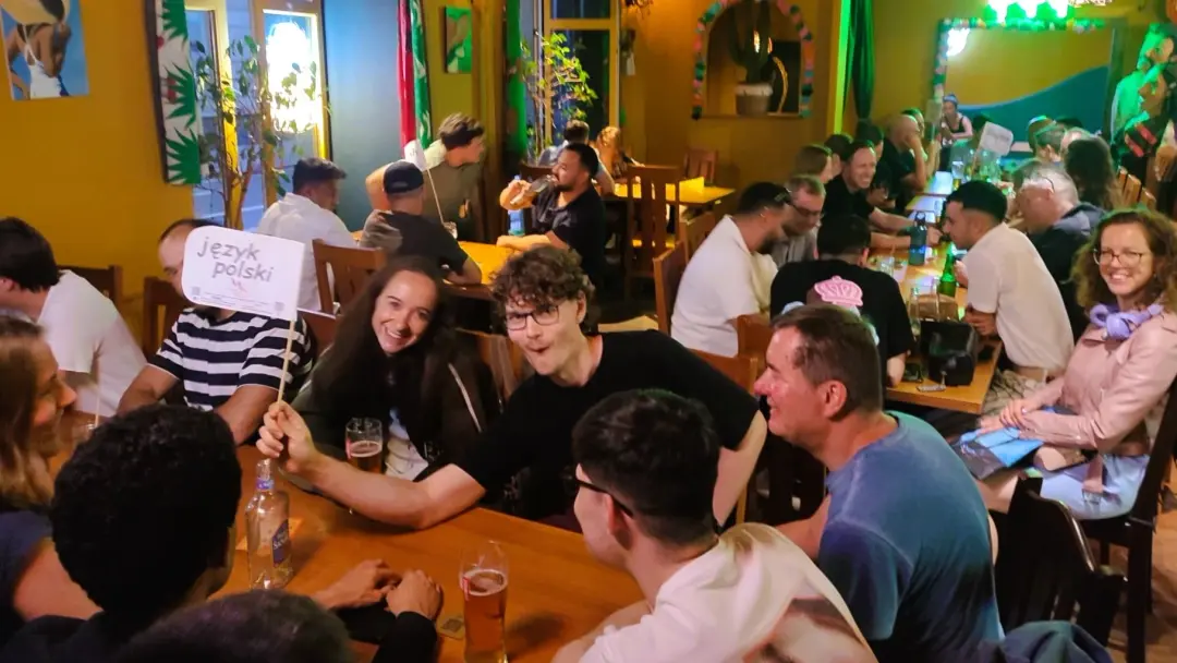 ๐ค๐ฌ Meet & Speak Monday: English + Slavic ๐๐ต๐ฑ๐บ๐ฆ๐ฌ๐ง๐ท๐บ๐