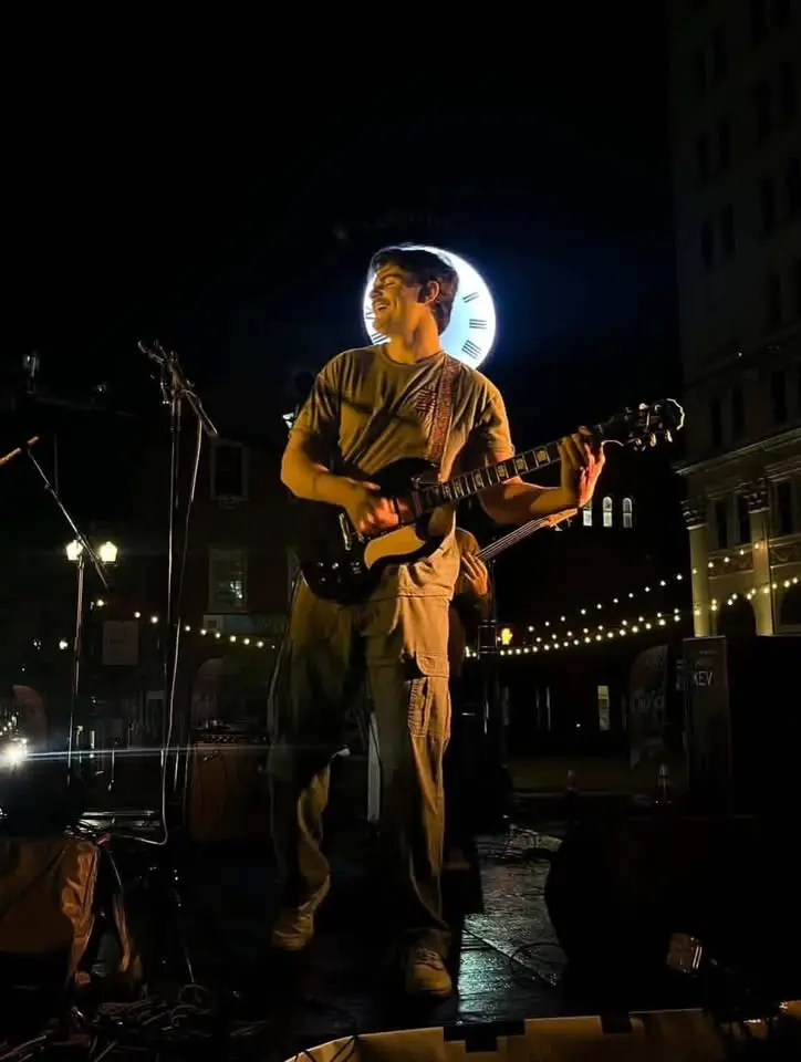 Noah Richardson // Bunny Swan