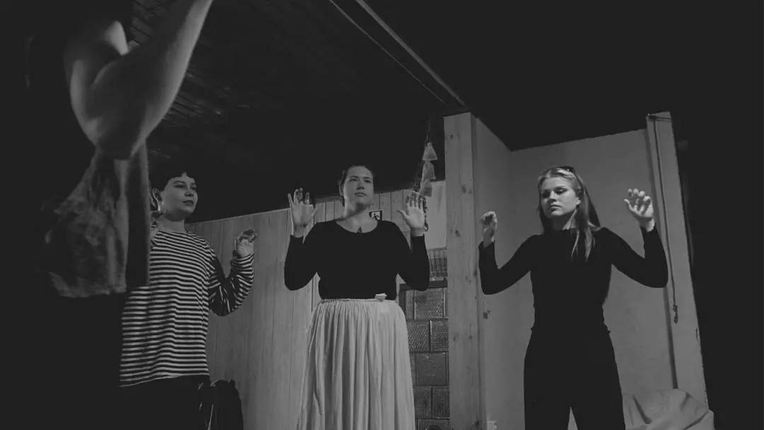 Singing in the dark. Voice meditation workshop