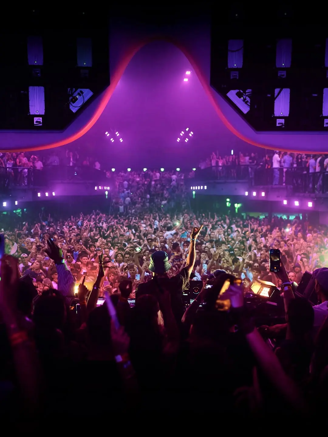 Follow The Fish - Week 6 at Unvrs Ibiza