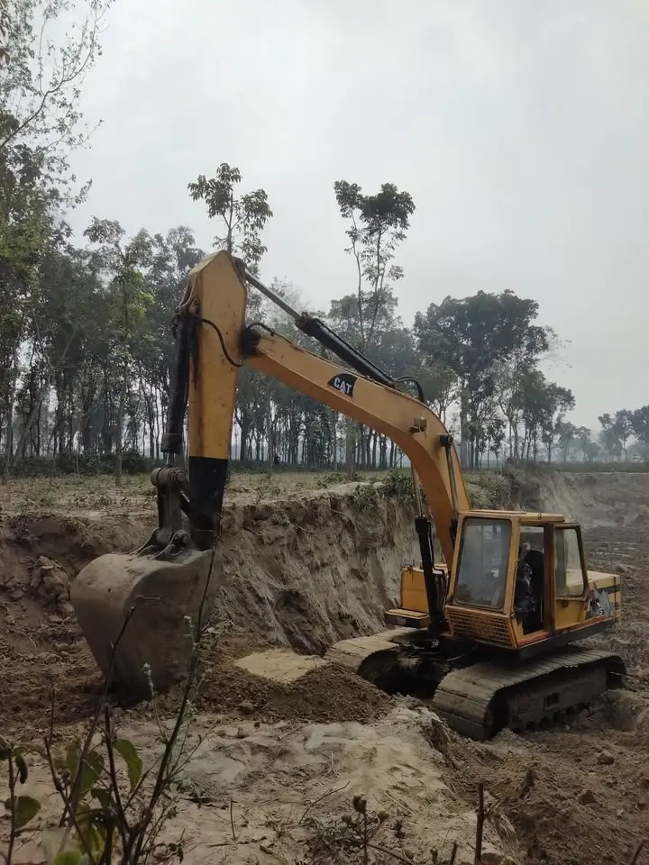 hkw excavator