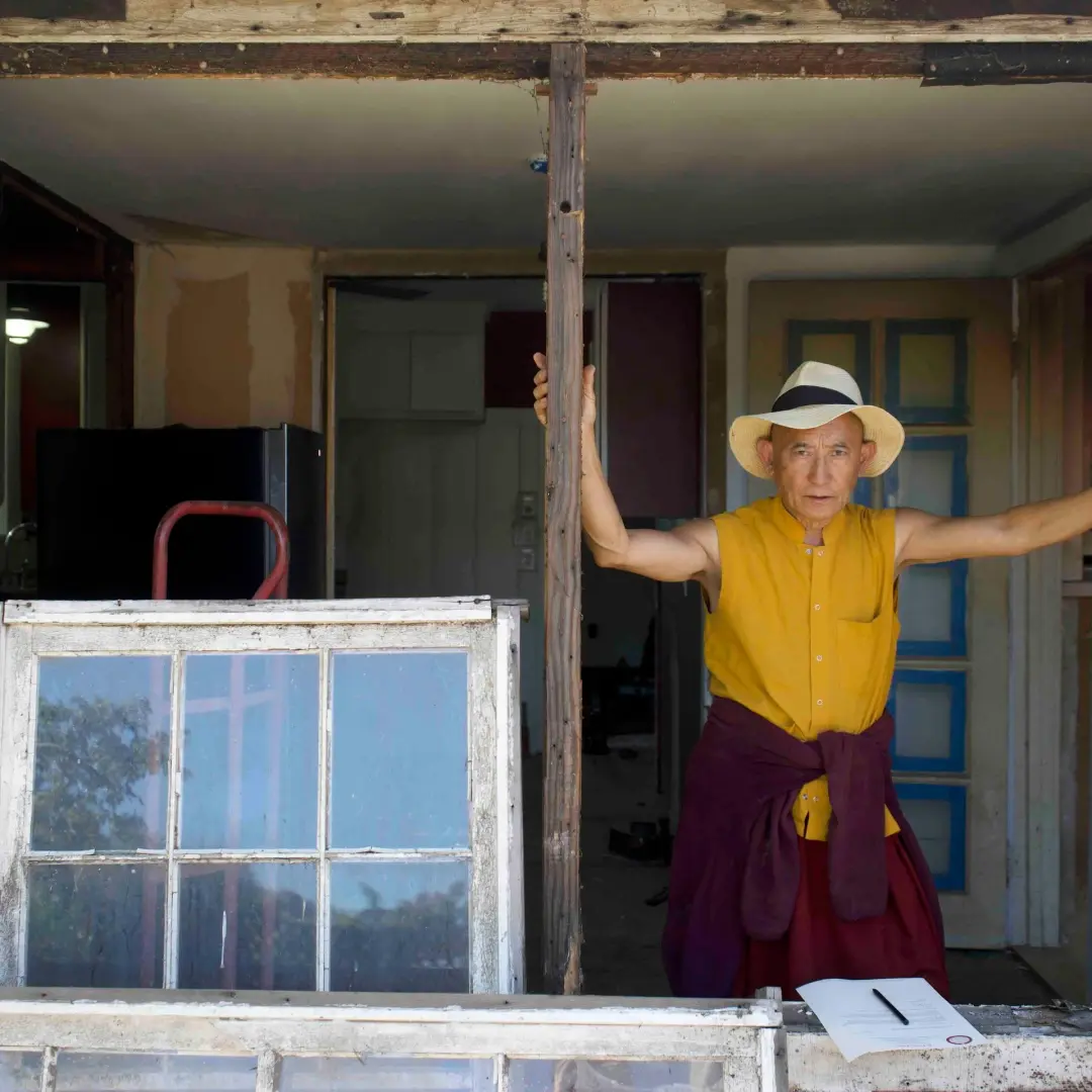 Oakland Asian Cultural Center: Gyuto Foundation in photography and sculpture