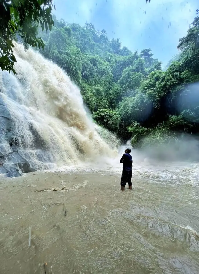 ১৯৯৯ টাকায় খৈয়্যাছড়া ট্রেইল শেষ করে গুলিয়াখালী সি বীচে GDM (14)