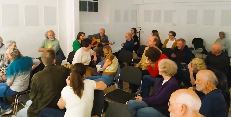 Sharp's Folk Club - the world-famous traditional singing night