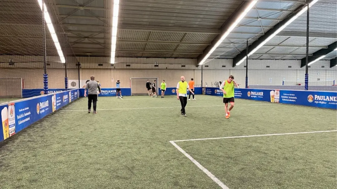 Indoor soccer - Sun 17:15 - 7,60€/player (Planegg-Munich)