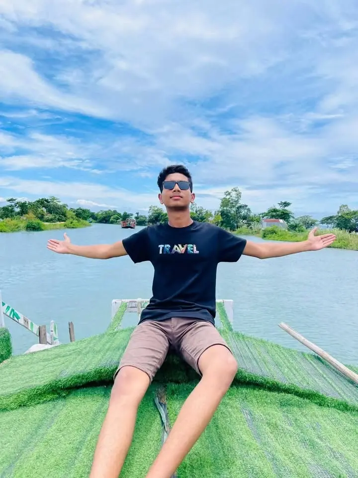 ৬৪৯৯ টাকায় টাঙ্গুয়ার হাওর রিল্যাক্স ট্রিপ সাপ্তাহিক ছুটিতে