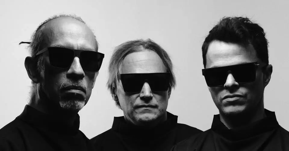 A Love Electric (MEX) + Lisa Hofmaninger (A)