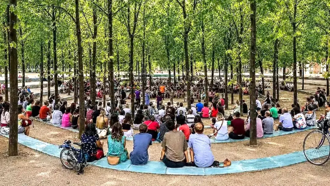 TEATRE A l’AIRE LLIURE: «HAMLET» (Parking Shakespeare / el comiat ! )