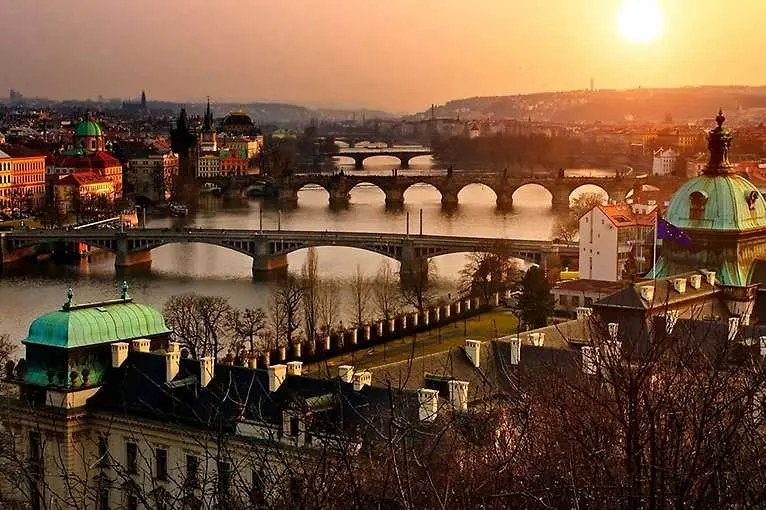 Na hradby za panorámaty