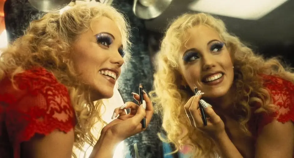 Thrillema Presents: SHOWGIRLS (1995)