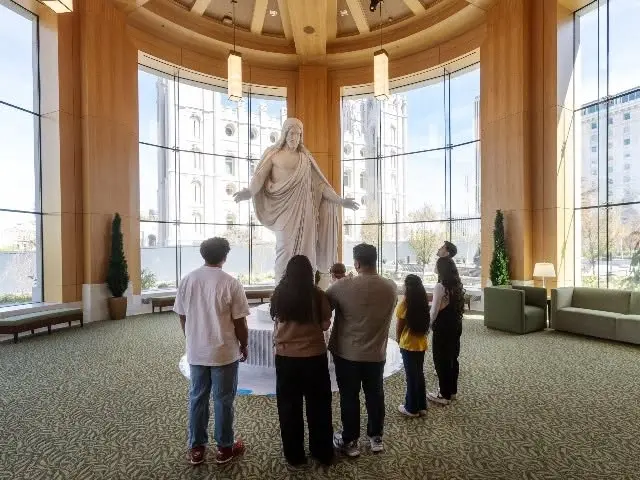 Inside a Temple Tour - New Visitors Center