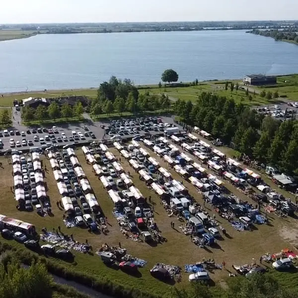 VLOOIENMARKT & KOFFERBAKVERKOOP | Reeuwijk 