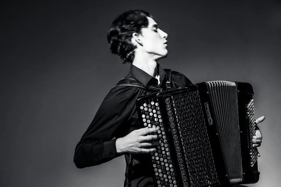 Klosterklang- höstpremiär-"Accordion Dexterity"-Marian Hushta, accordion
