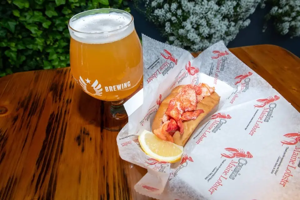 🦞🚚 Cousins Maine Lobster at Naughty Oak Brewing Company – Orcutt 🍻Last Event of the year