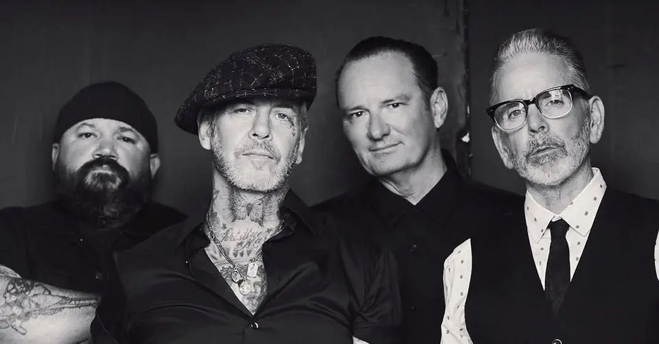 Social Distortion
