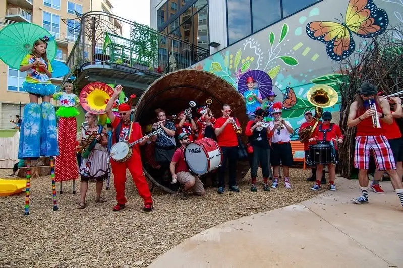Live from the Wonderground: Black Star Drum Line & Forward! Marching Band