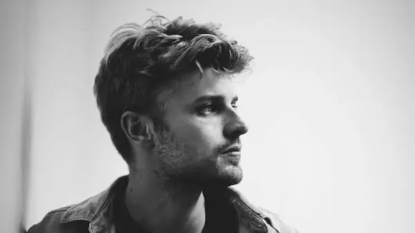 Sandro Cavazza