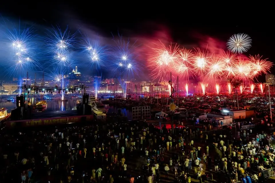 13 juillet 〰️ Feu d'artifice 🇫🇷