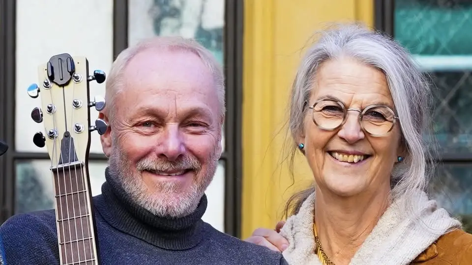 Hökis Visrum Presenterar  Mona Johansson & Per Olof Sjöström