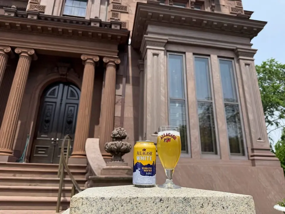 Brownstone Brews & Bites