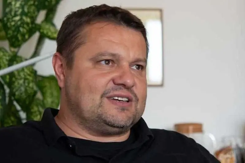 Čáry v písku: Pavel Rataj – Intimita, která nekončí ložnicí