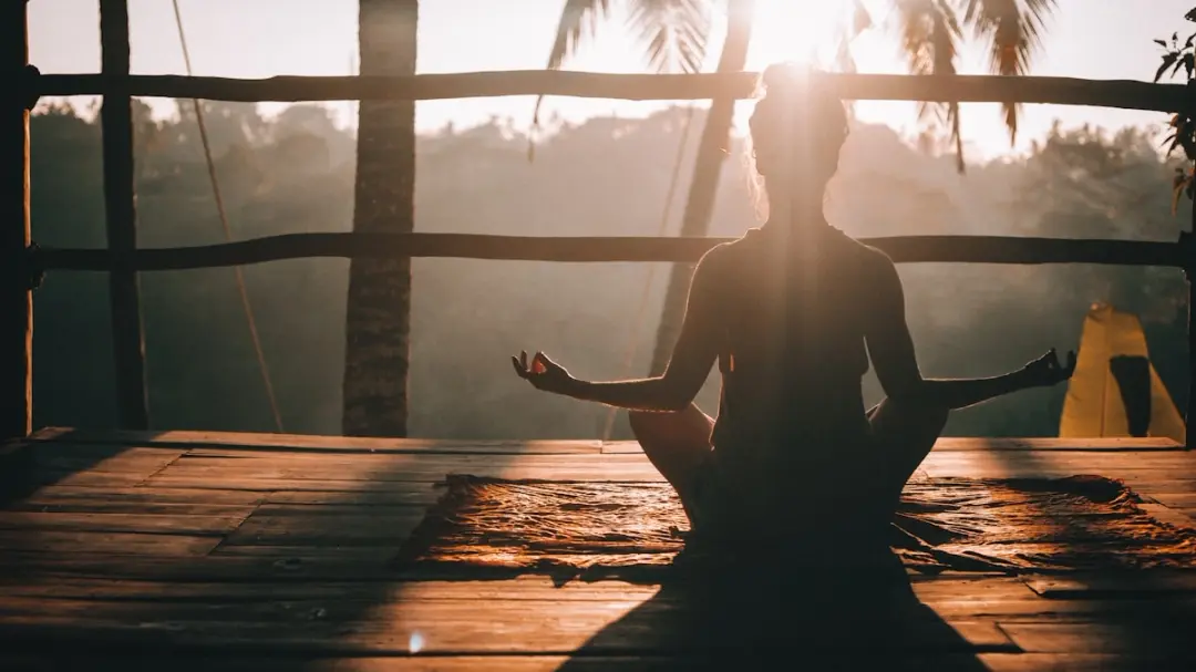 Spadag med Yoga, Gong og Gus
