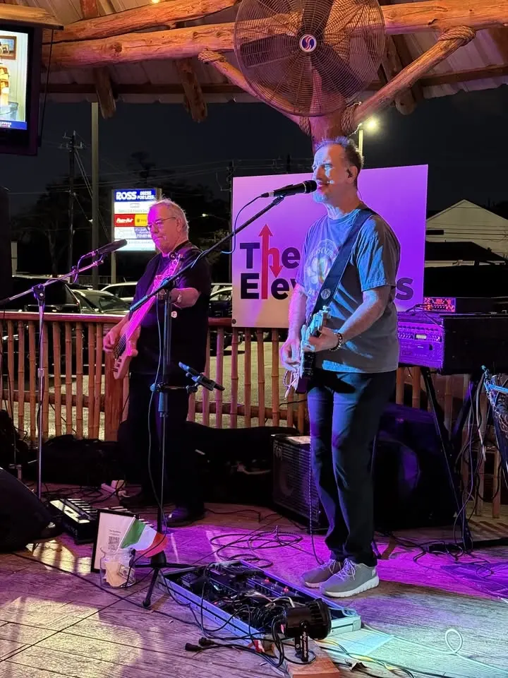 Live at La Viva Tex Mex 