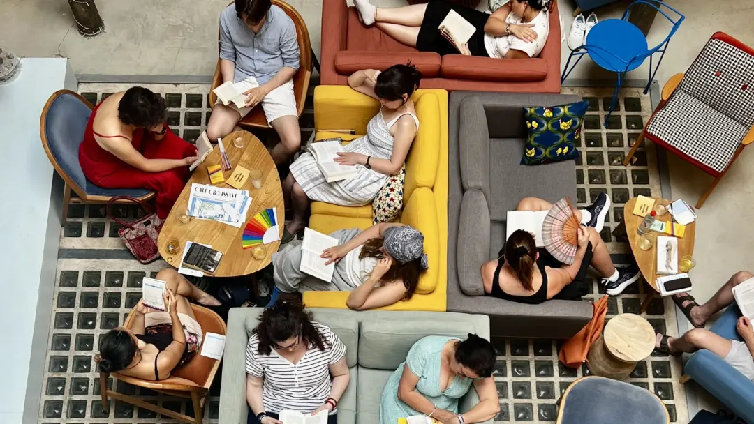 🍫📚 Offline Reading Party x Slow Chocolate Drinking | My Little Paris BISTROT