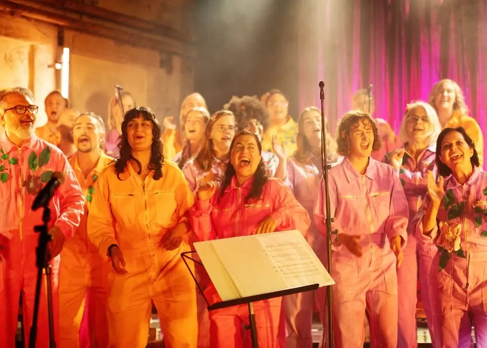 Antinationalistisk körkonsert för fred och gemenskap
