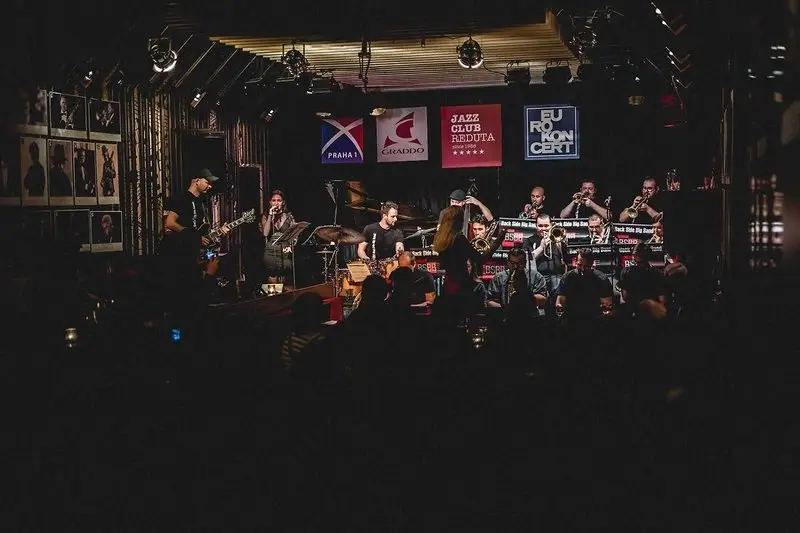A Night of Jazz Legends: Back Side Big Band