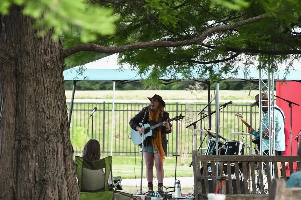 The Goldfinch Room Songwriter Showcase at Reiman Gardens