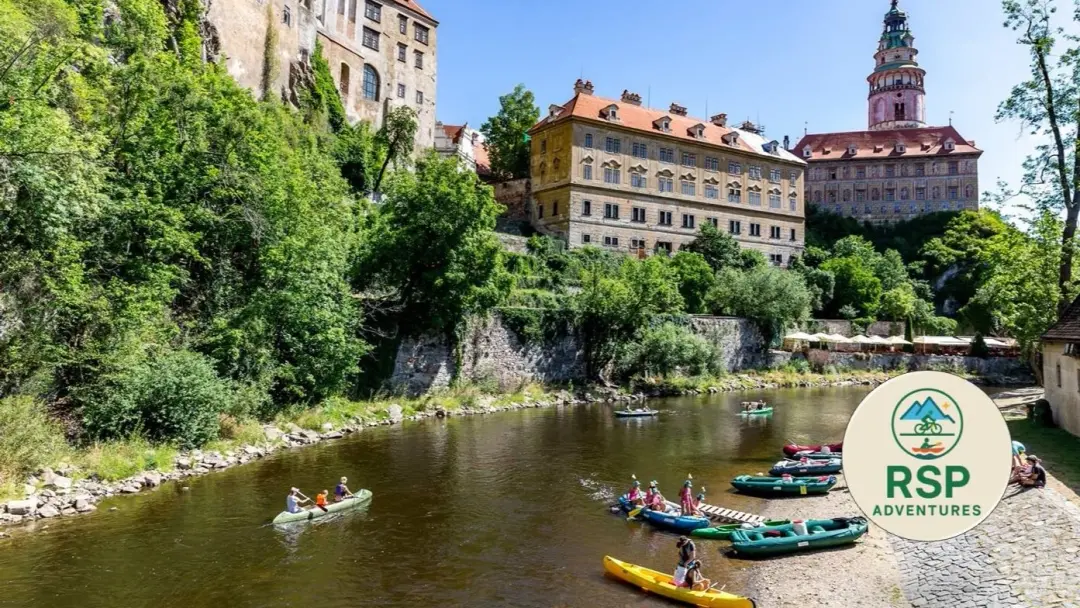 Vltava: Riverside Canoe & Fairytale Town Adventure