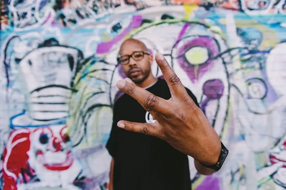 Warren G