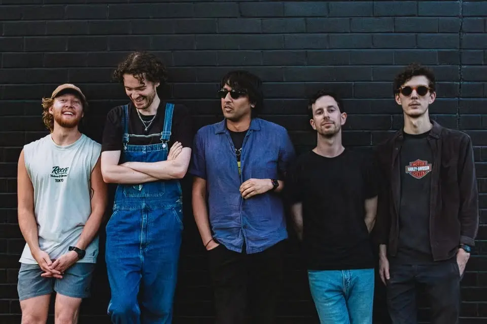 Twin Palace at Lazybones w/special guests