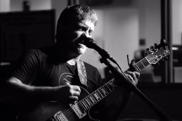 Live Music with Barron Wilson 