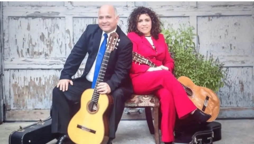 Bona Fide Duo in Barbēs, New York.